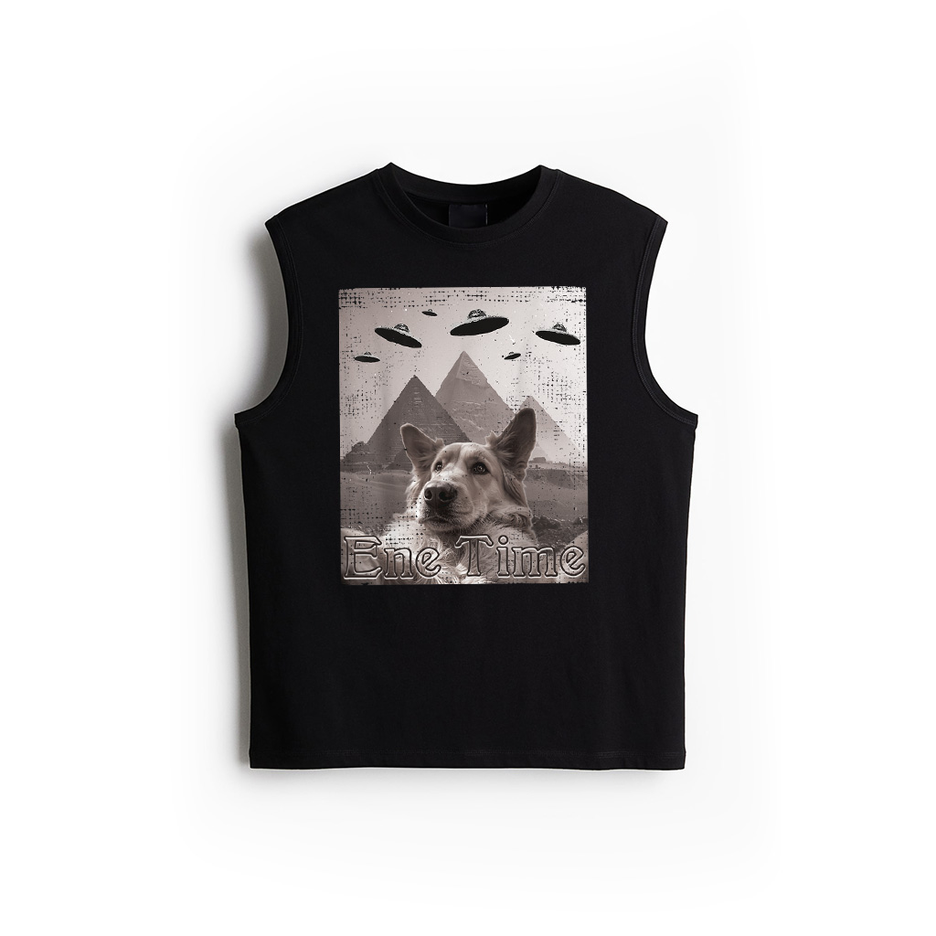 Dog UFO Meme Funny Golden Retriever Dog Selfie With Ufos Tank Top
