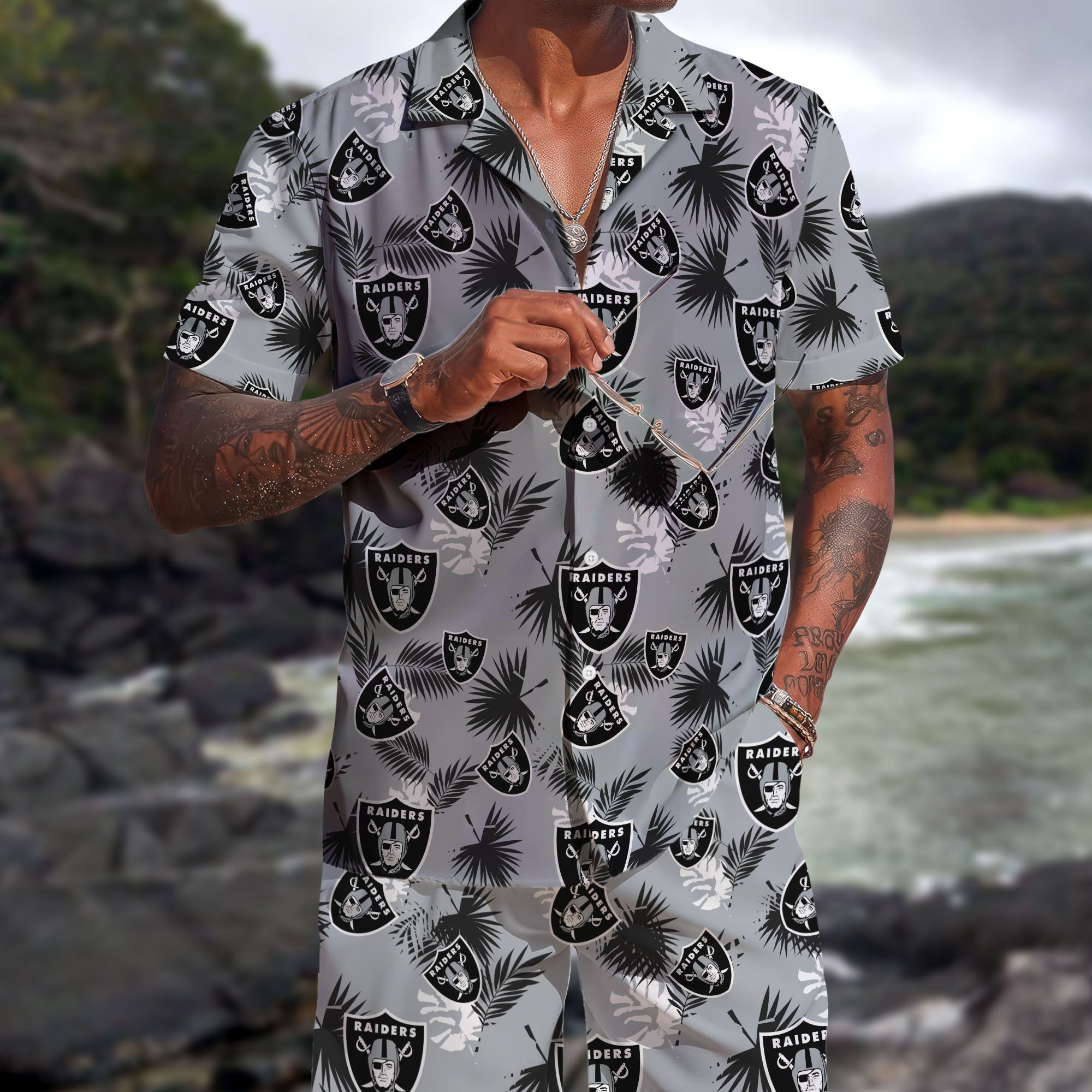Las Vegas Raiders Hawaiian Shorts Set 2025 Version, Hawaiian Shirts, Sports Shorts, Gifts For Fan