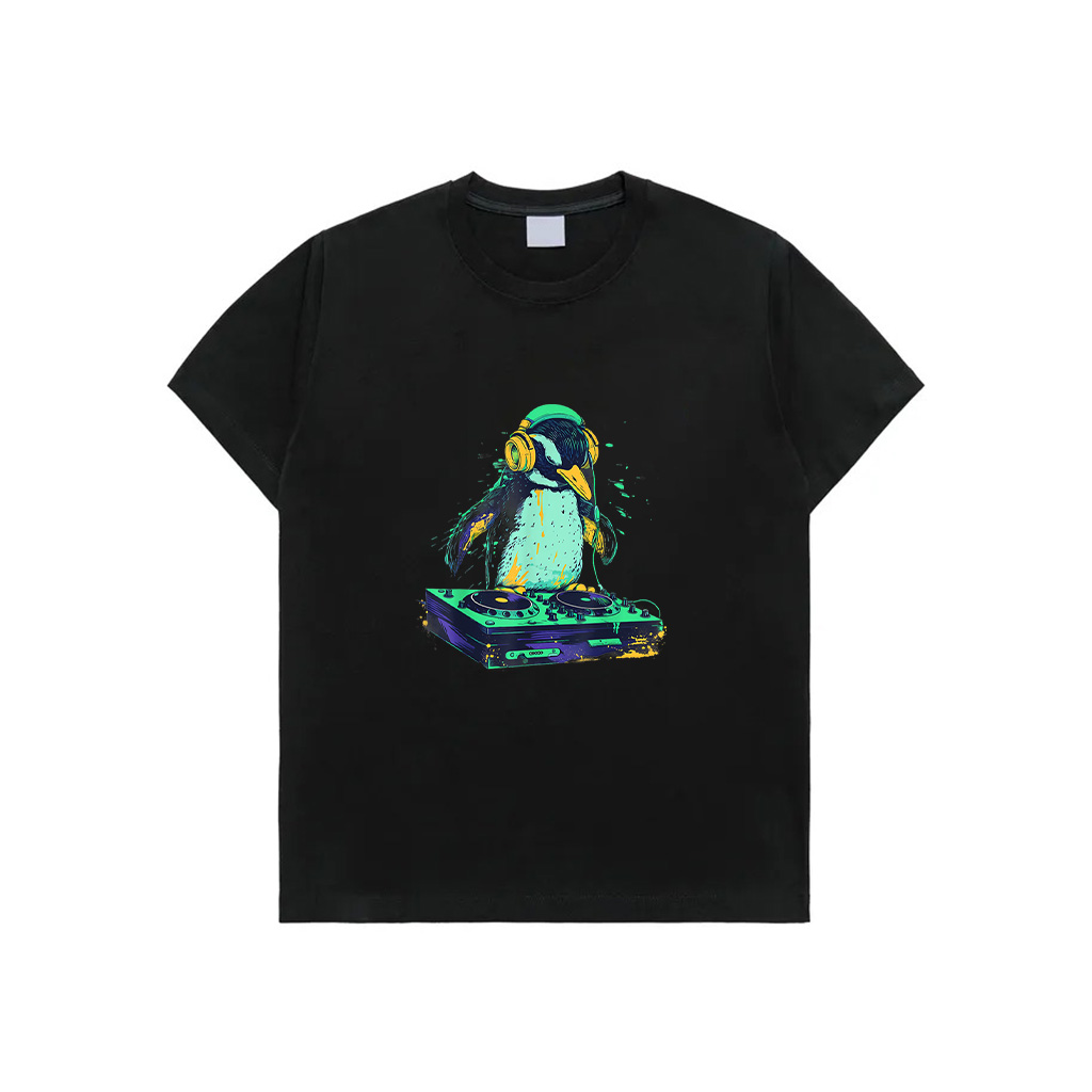 Penguin Music DJ Techno Music Producer Turntable DJ Penguin T-Shirt