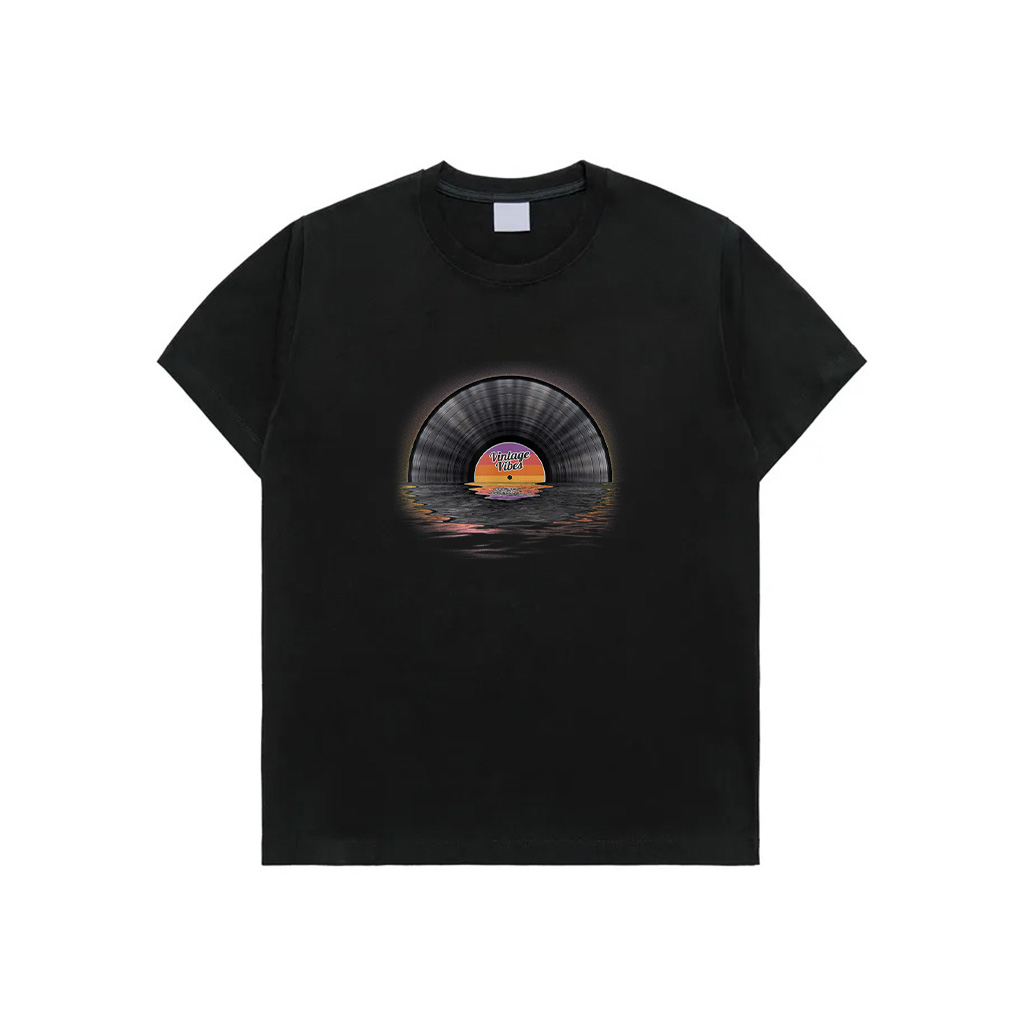 Retro Vintage Vinyl Sunset Reflection LP Vinyl Record T-Shirt